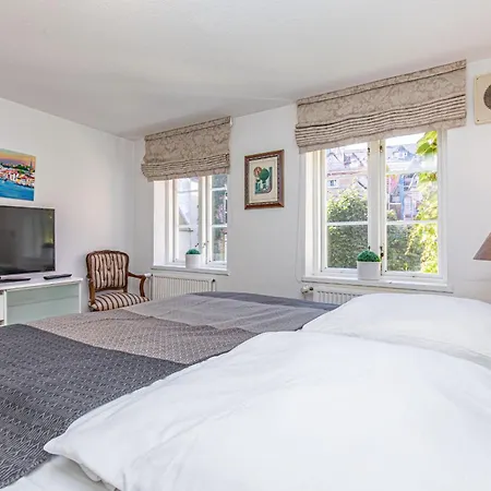 Fewo1846 - Hugo Eckener I - Komfortable 2-zimmer-wohnung Im 1 Og Im Stadtzentrum Flensburg