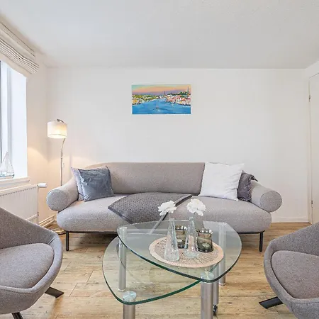 Apartment Fewo1846 - Hugo Eckener I - Komfortable 2-zimmer-wohnung Im 1 Og Im Stadtzentrum Flensburg